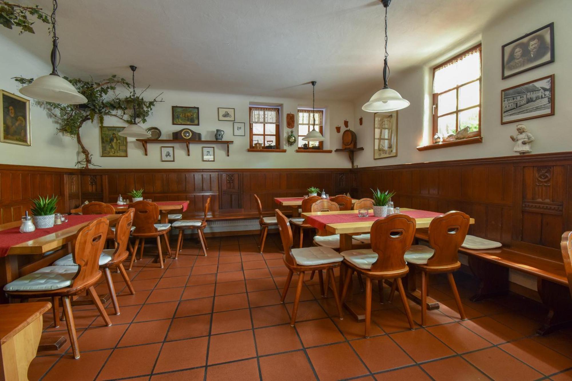 Landgasthof May Willanzheim Extérieur photo